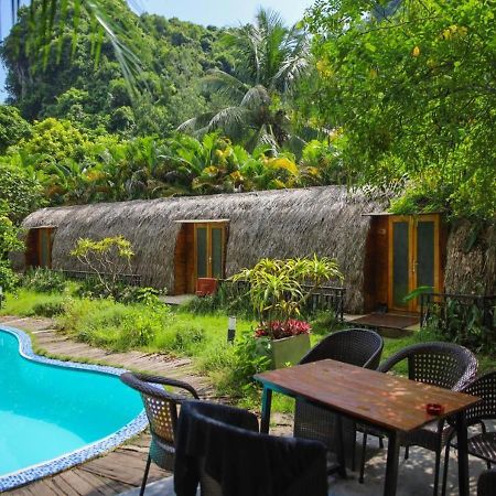 Catba Backpackers Hostel & Pool Bar Chan Chau Exterior foto